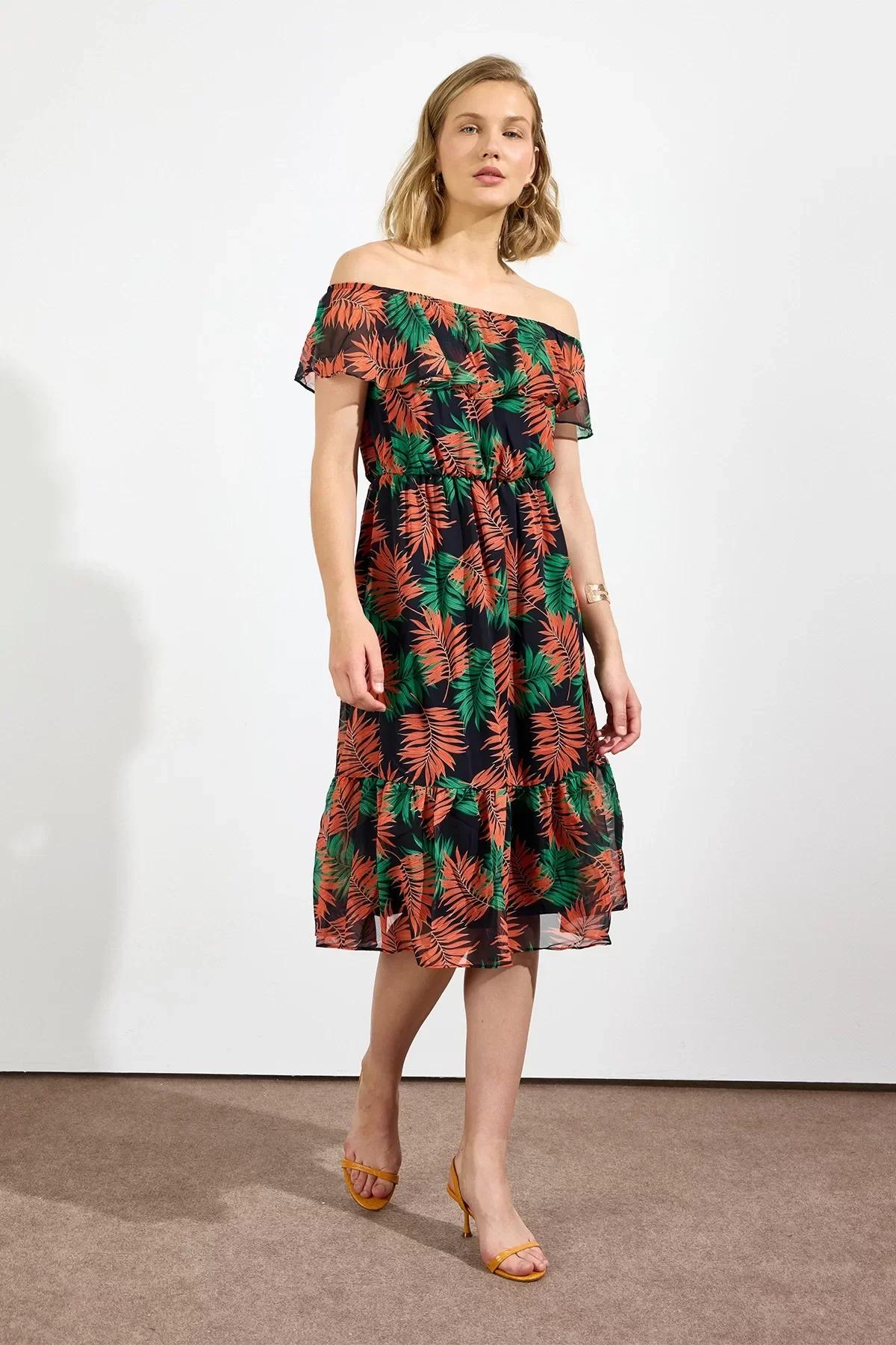 Kadın Desenli Madonna Yaka Midi Şifon Elbise 4448 115