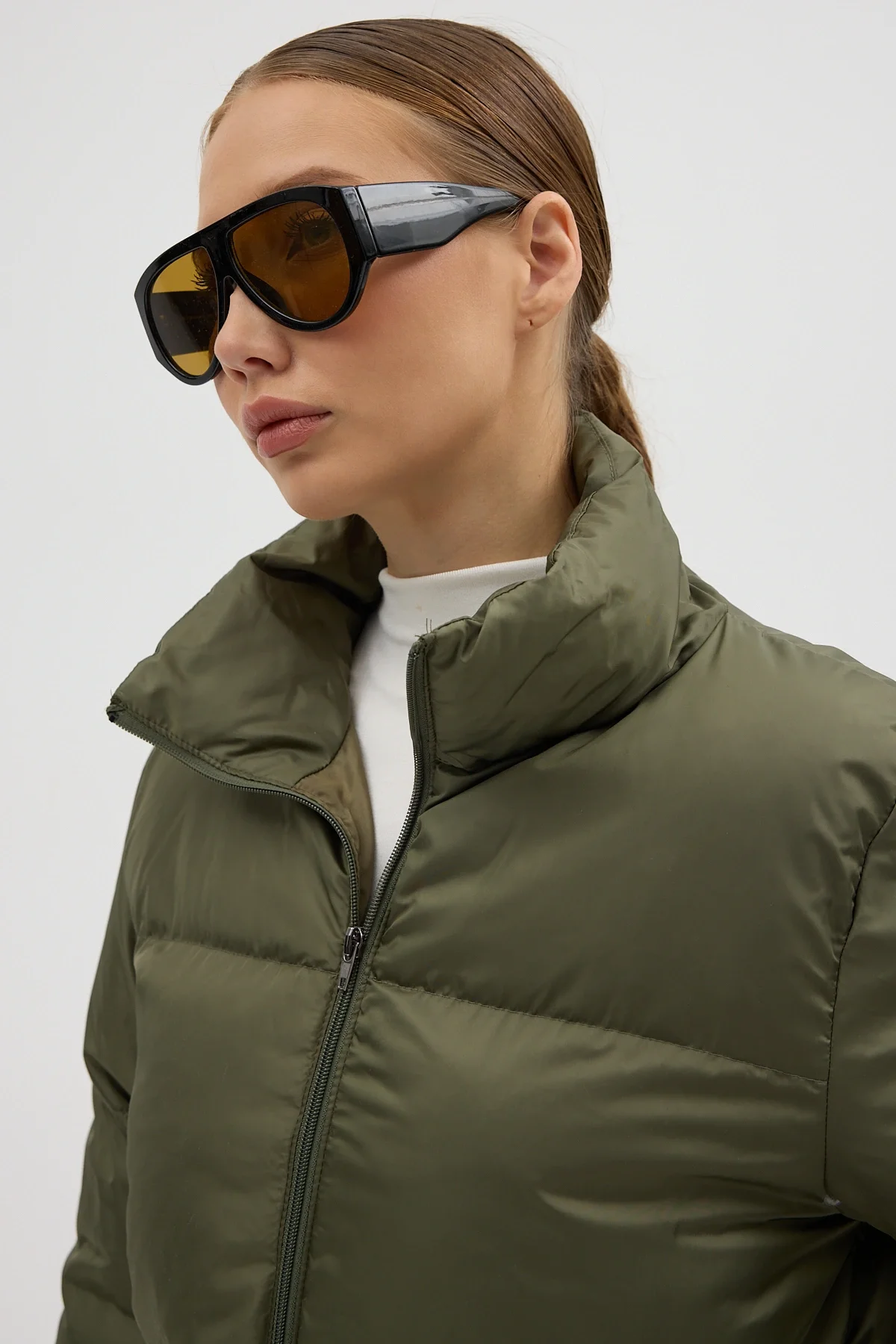 Kadın Haki Fermuarlı Astarlı Kısa Şişme Mont