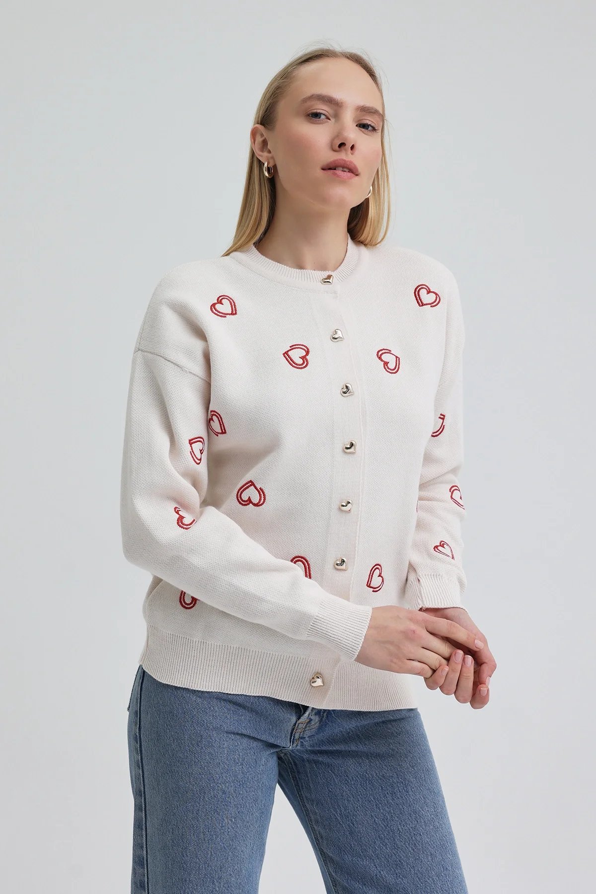 Kadın Kalp Nakışlı Şık Düğmeli Triko Hırka Ekru