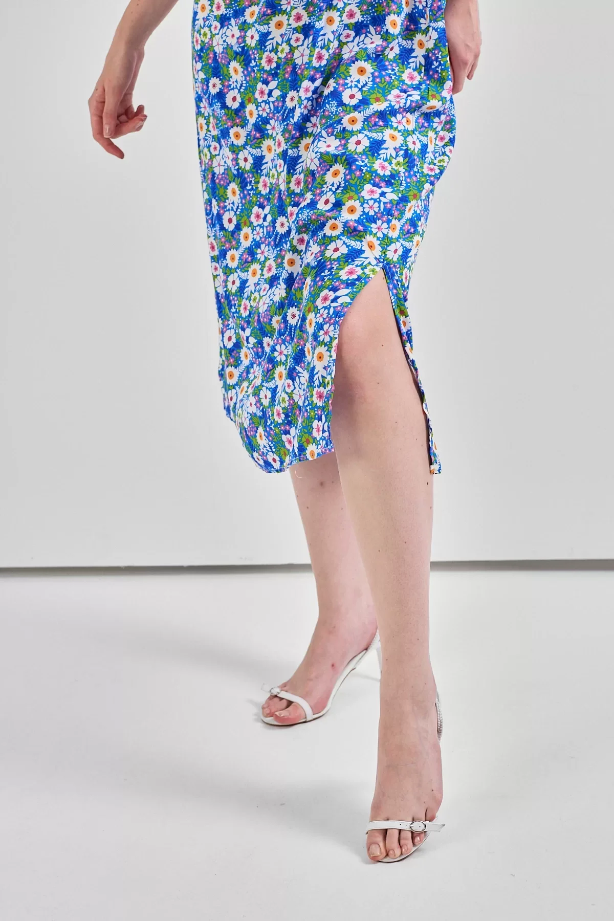 Kadın Kare Yaka Gipeli Desenli Viskon Elbise Mavi