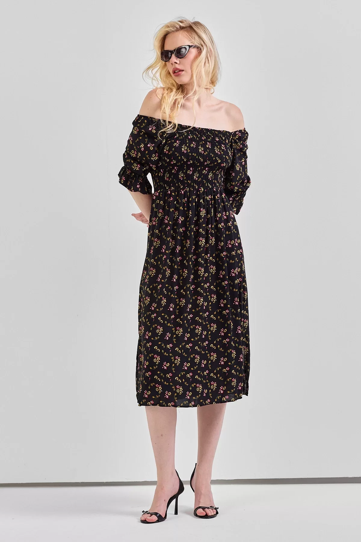 Kadın Kare Yaka Gipeli Desenli Viskon Elbise Siyah