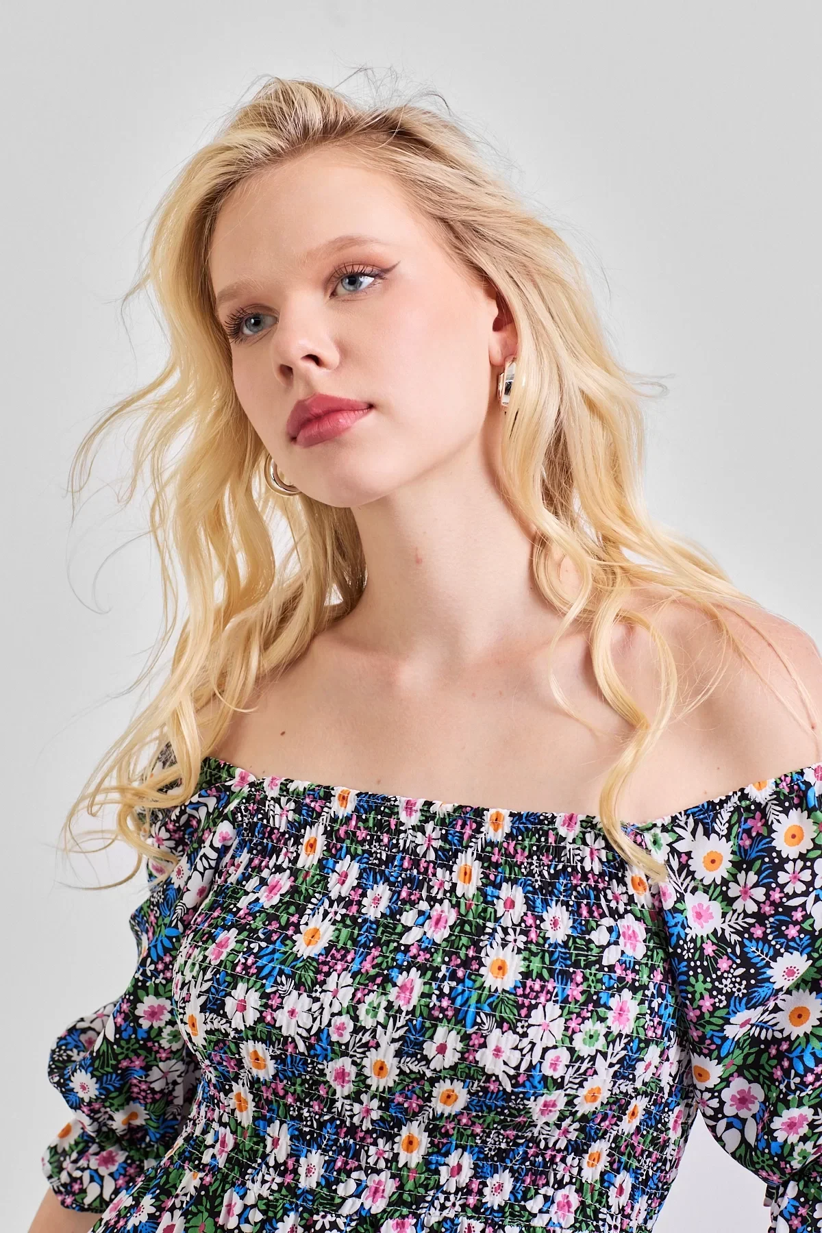 Kadın Kare Yaka Gipeli Desenli Viskon Elbise Yeşil