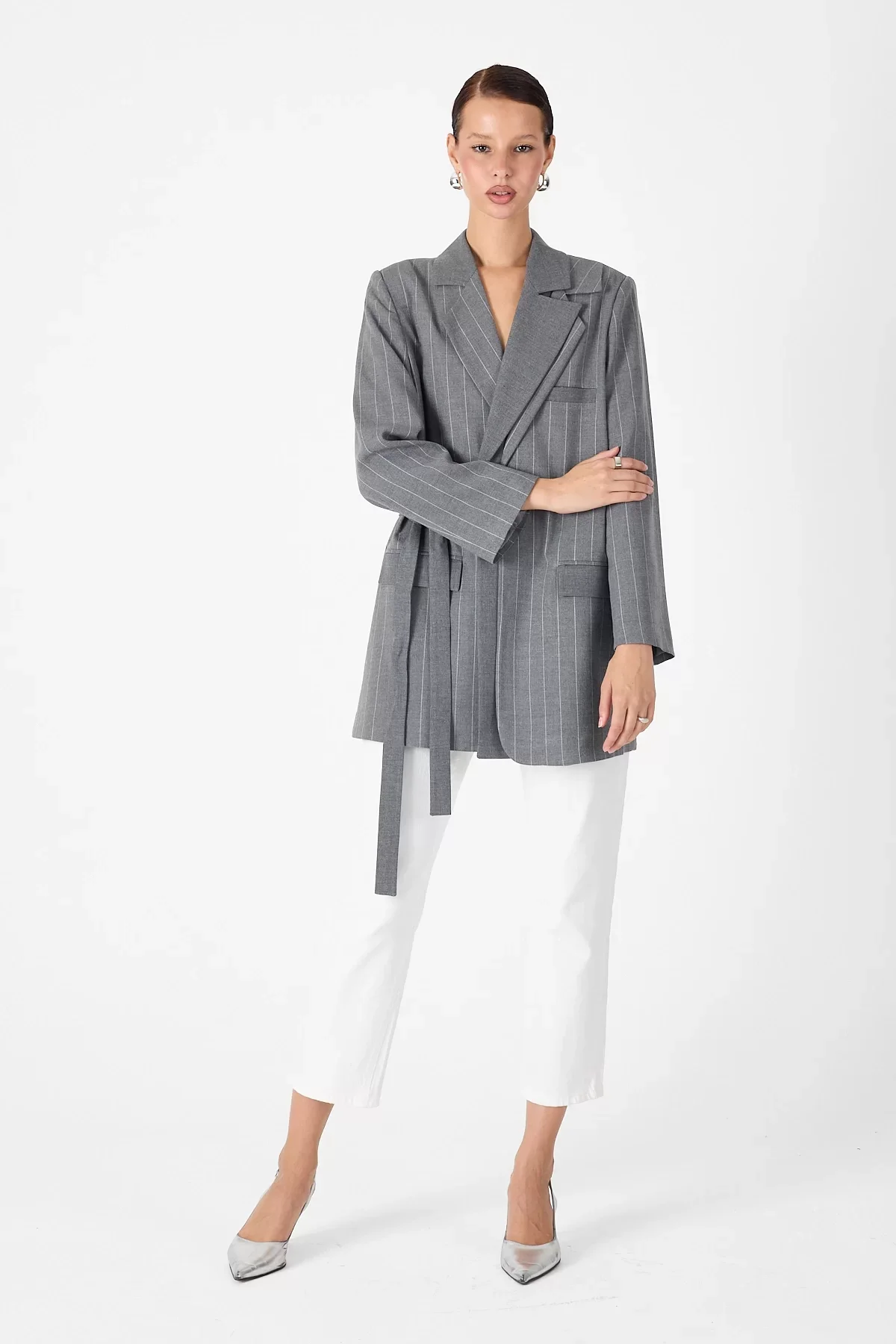 Kadın Kruvaze Çift Yaka Tek Düğmeli ve Oversize Kuşaklı Ceket - Gri