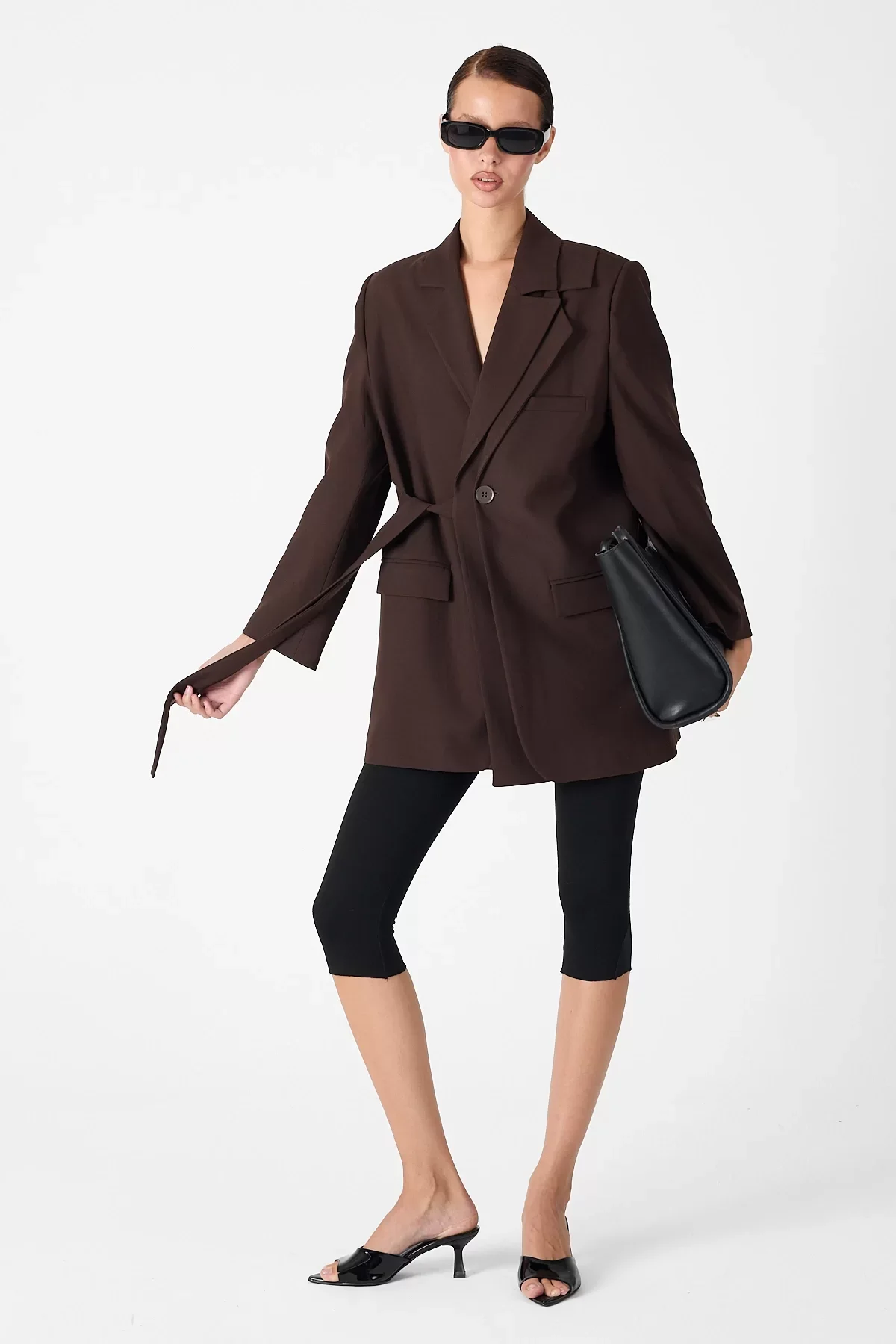 Kadın Kruvaze Çift Yaka Tek Düğmeli ve Oversize Kuşaklı Ceket - Kahve