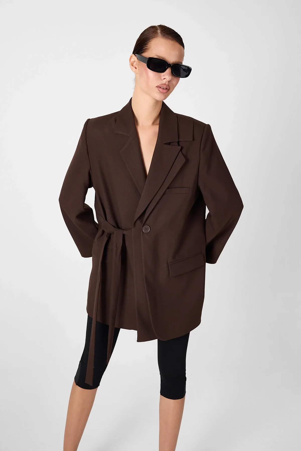 Kadın Kruvaze Çift Yaka Tek Düğmeli ve Oversize Kuşaklı Ceket - Kahve