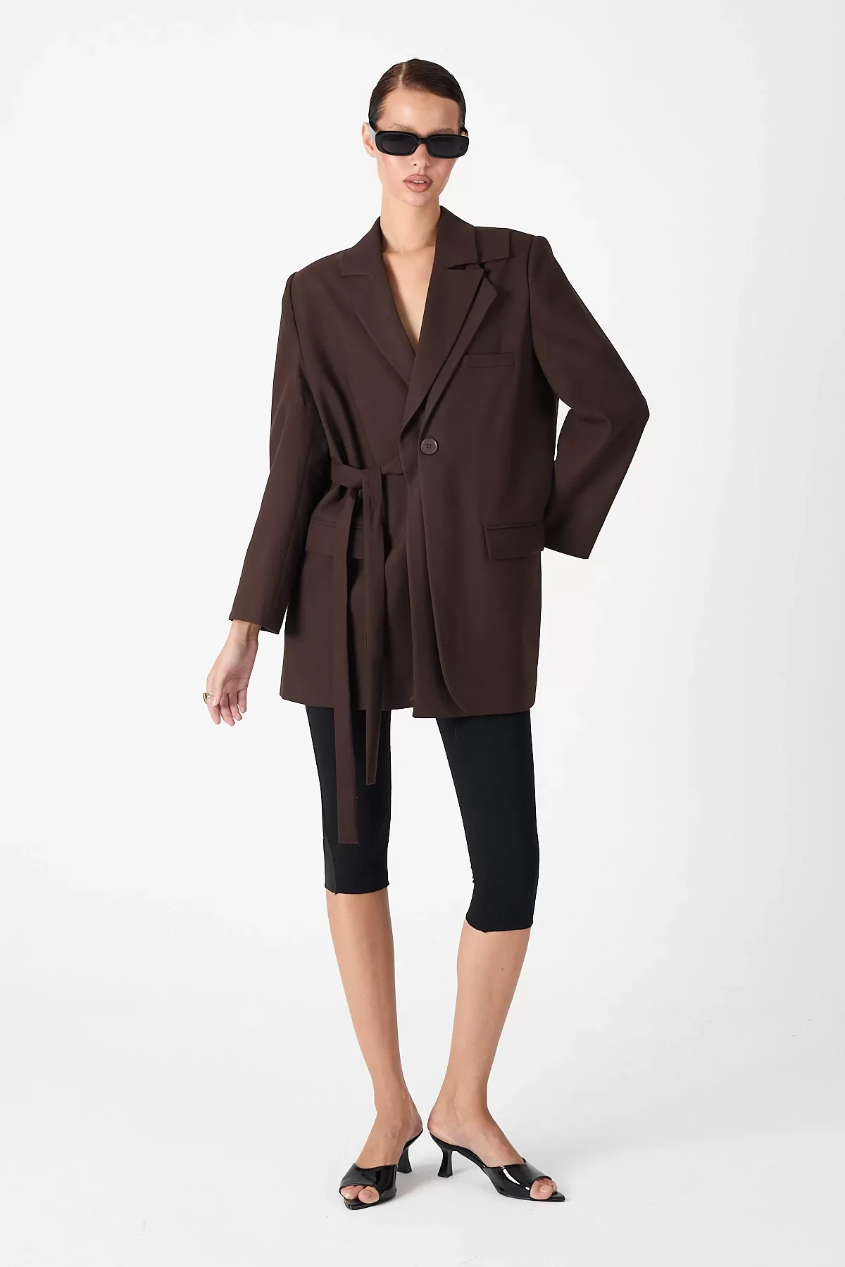 Kadın Kruvaze Çift Yaka Tek Düğmeli ve Oversize Kuşaklı Ceket - Kahve