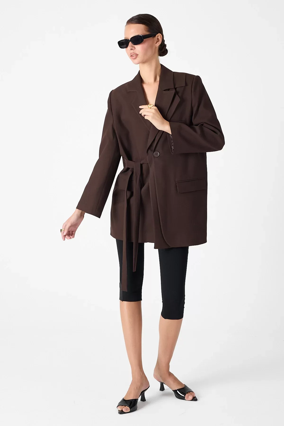 Kadın Kruvaze Çift Yaka Tek Düğmeli ve Oversize Kuşaklı Ceket - Kahve