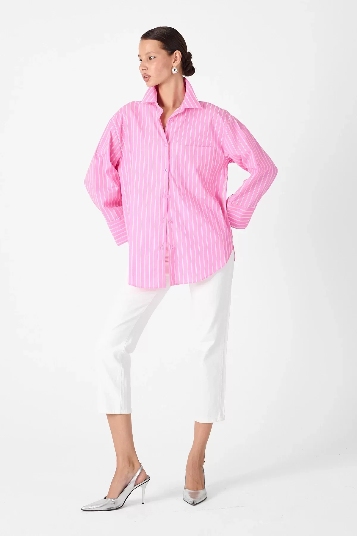 Kadın Oversize/bol Kesim Tek Cepli Pembe Çizgili Gömlek