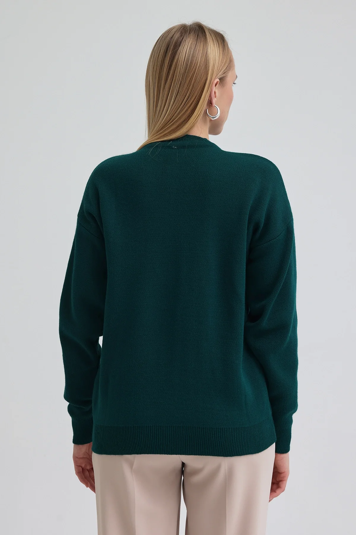 Kadın Petrol Nakış İşlemeli Boncuklu Triko Hırka