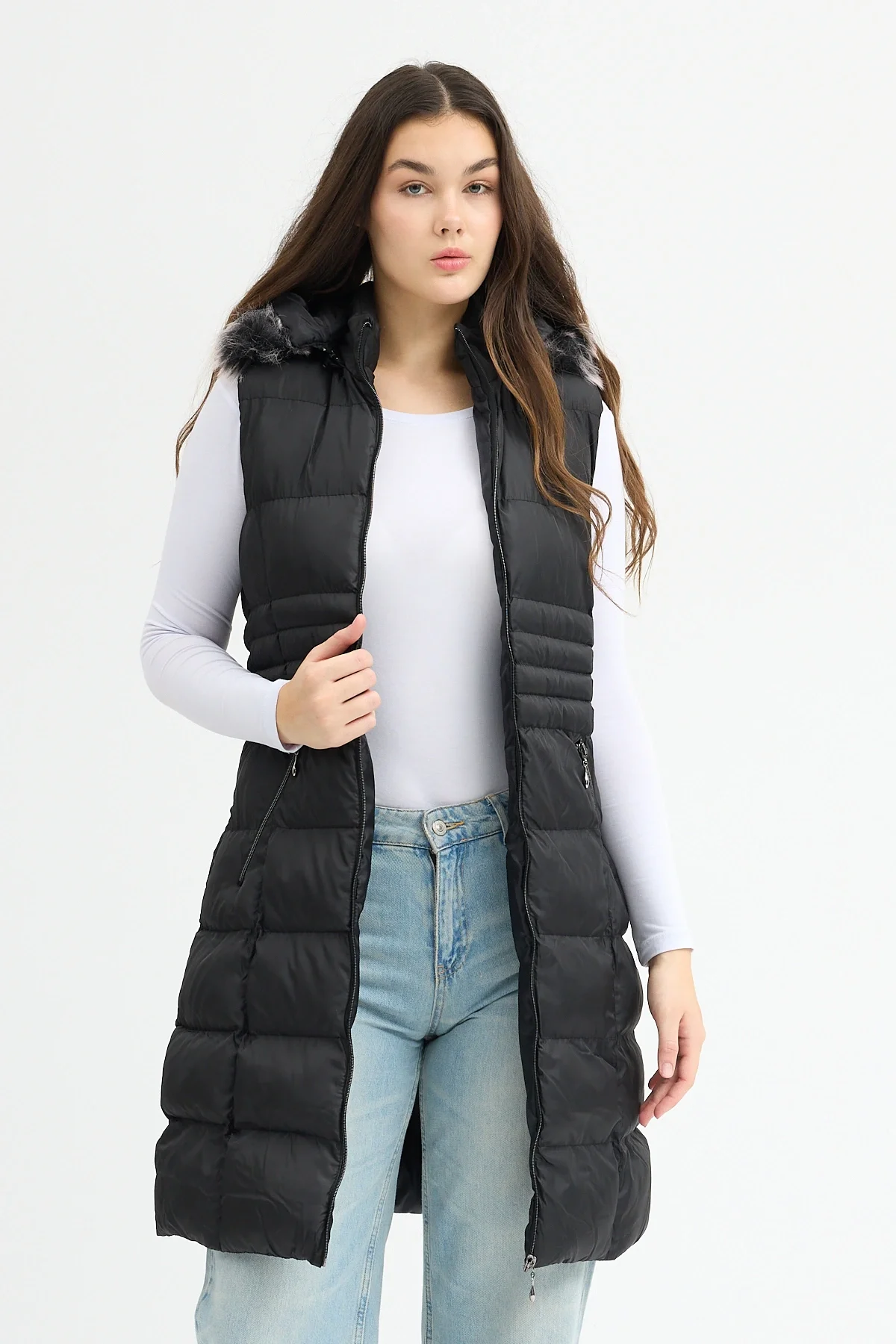 Kadın Siyah Kapüşonlu Uzun Şişme Yelek