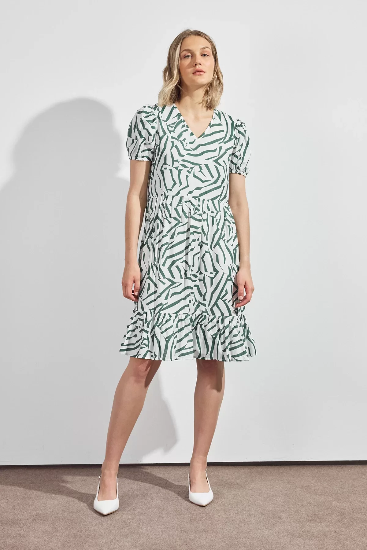 Kadın V Yaka Büzgülü Midi Elbise 4440/100