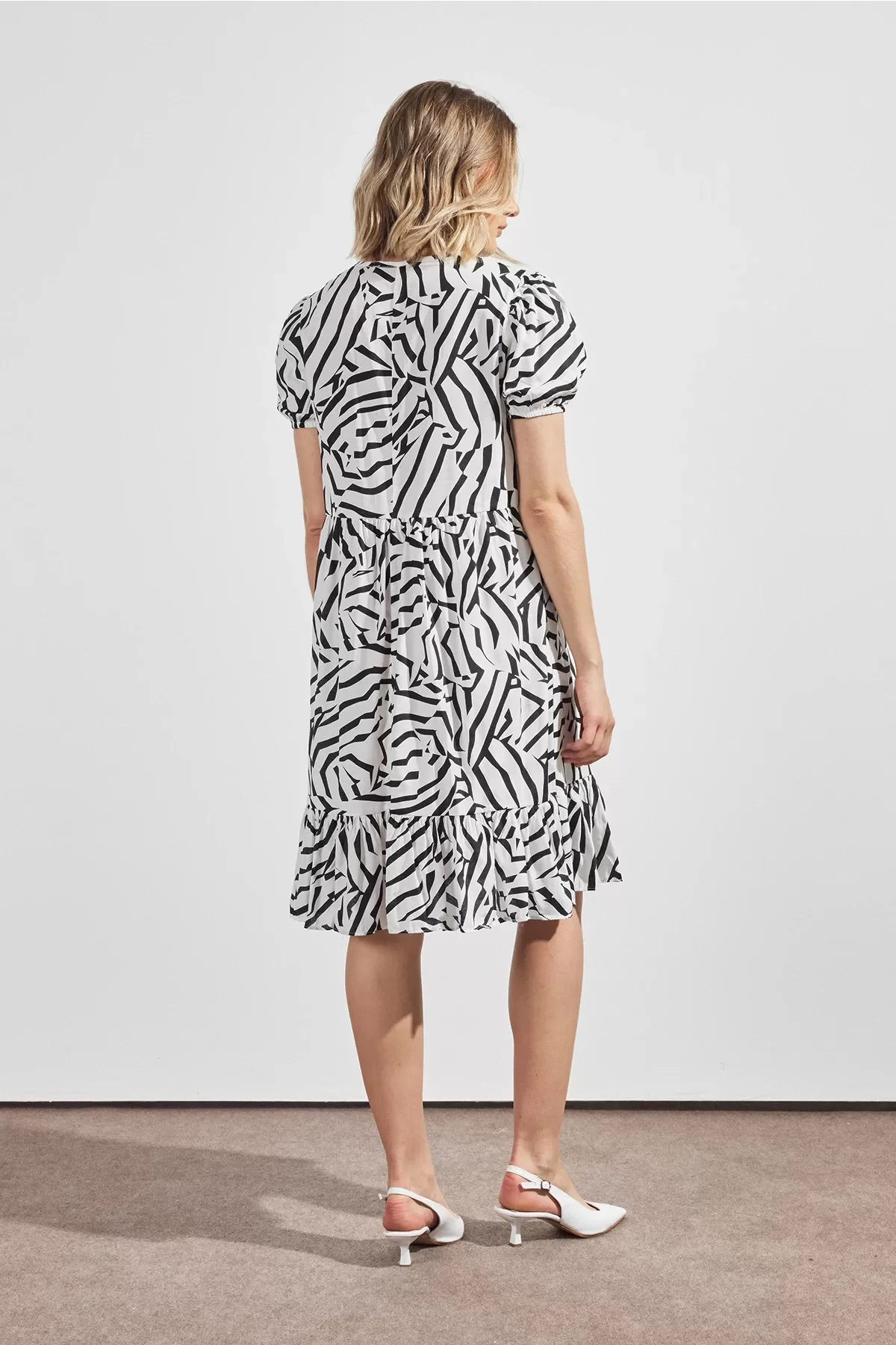 Kadın V Yaka Büzgülü Midi Elbise 4440/100