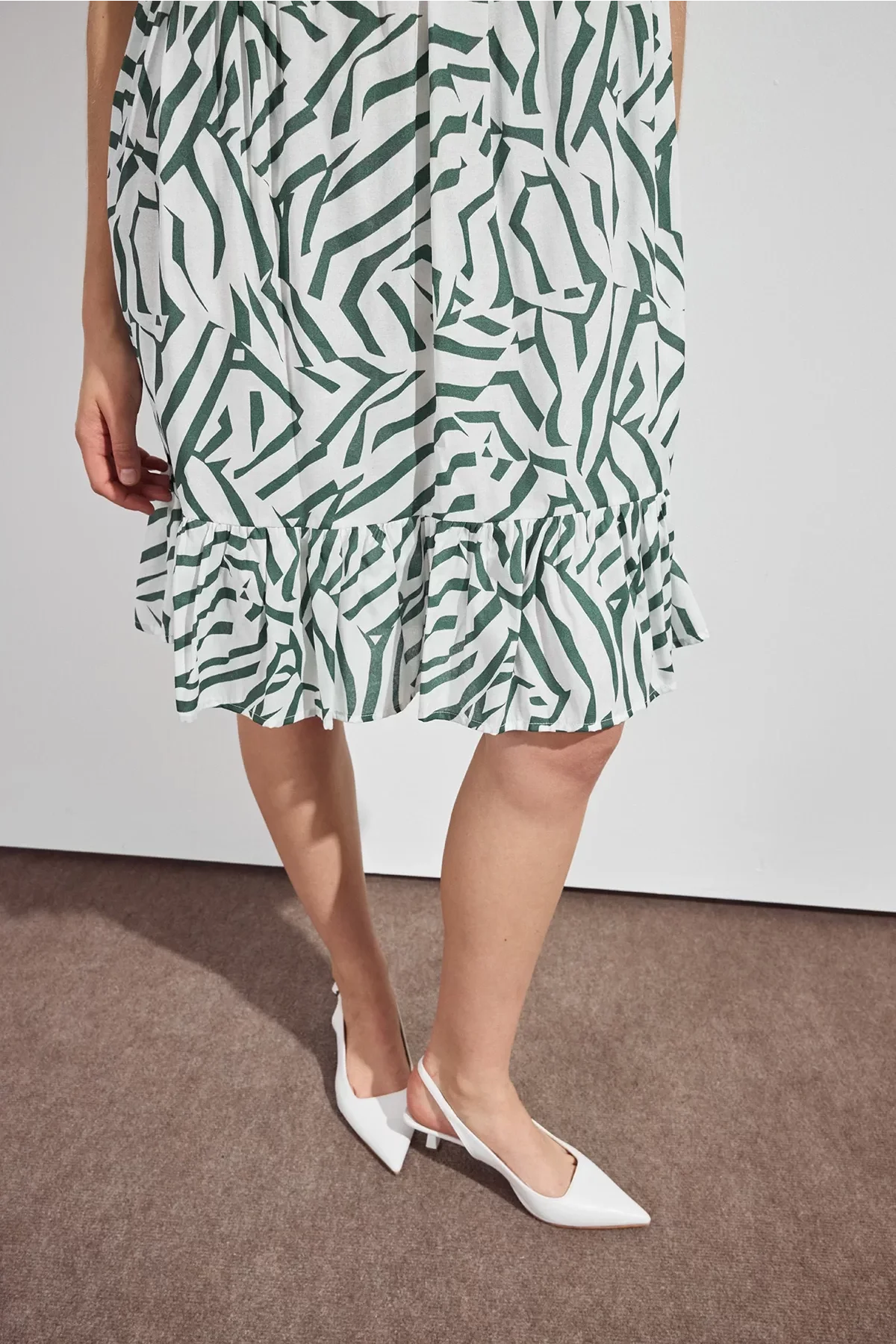 Kadın V Yaka Büzgülü Midi Elbise 4440/100