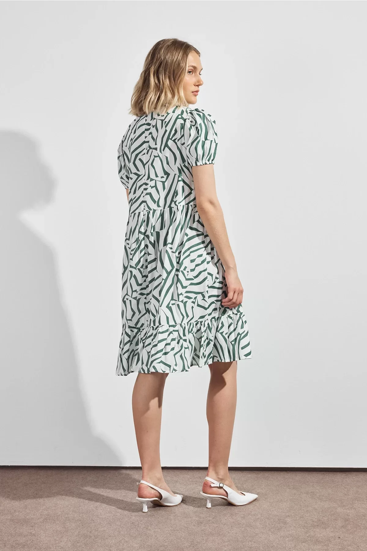 Kadın V Yaka Büzgülü Midi Elbise 4440/100