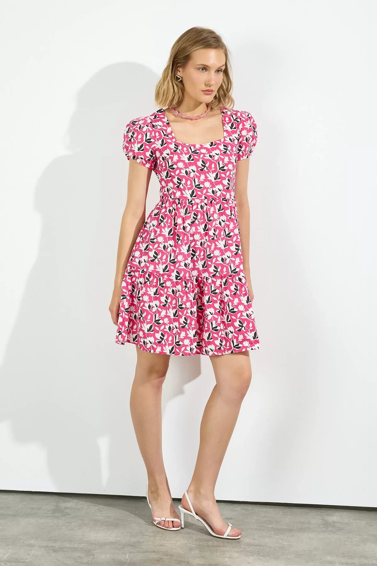 Kadın Kare Yaka Büzgü Detaylı Mini Elbise 4447/95