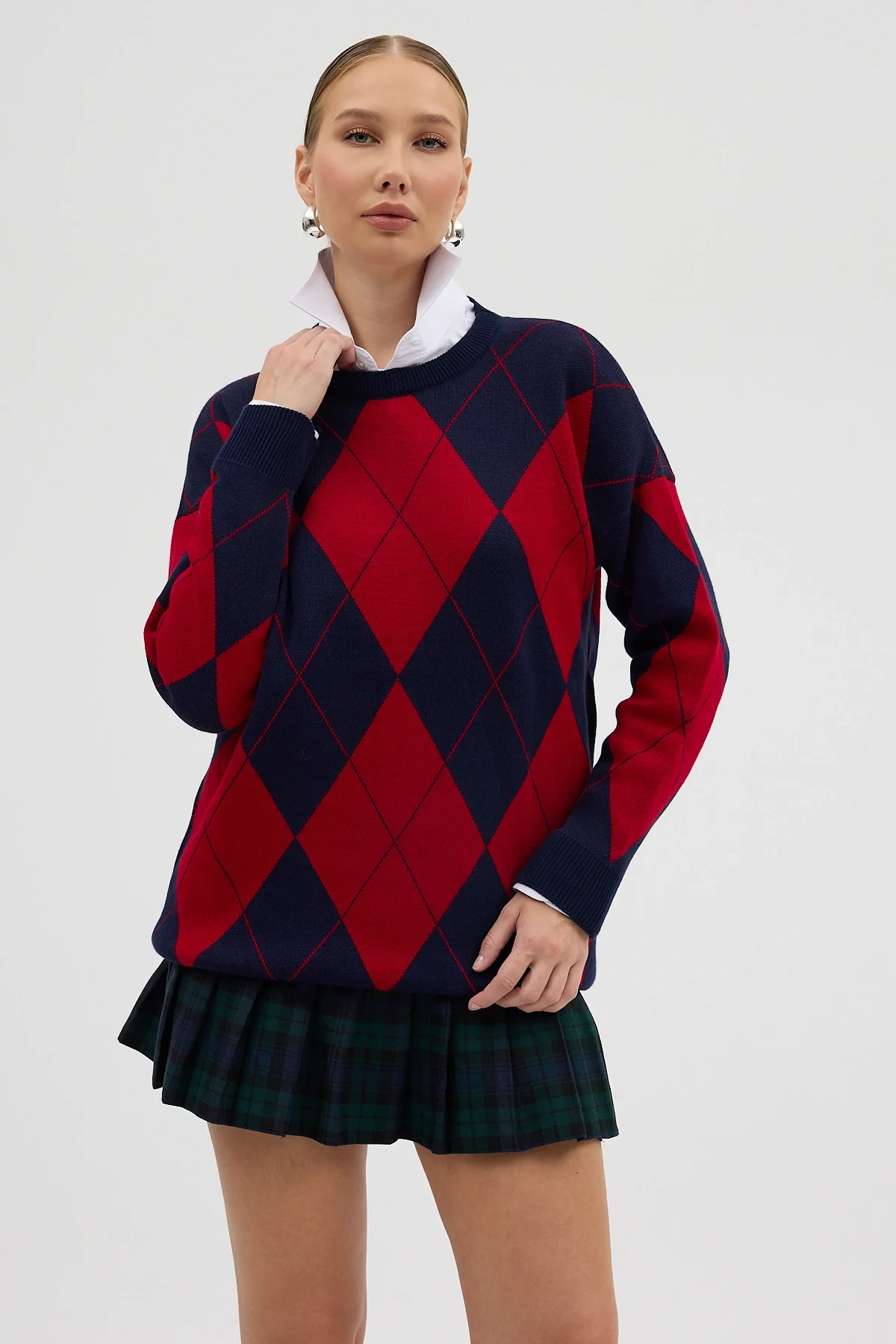 Kırmızı Lacivert Baklava Desenli Yarım Balıkçı Yaka Oversize Triko Kazak