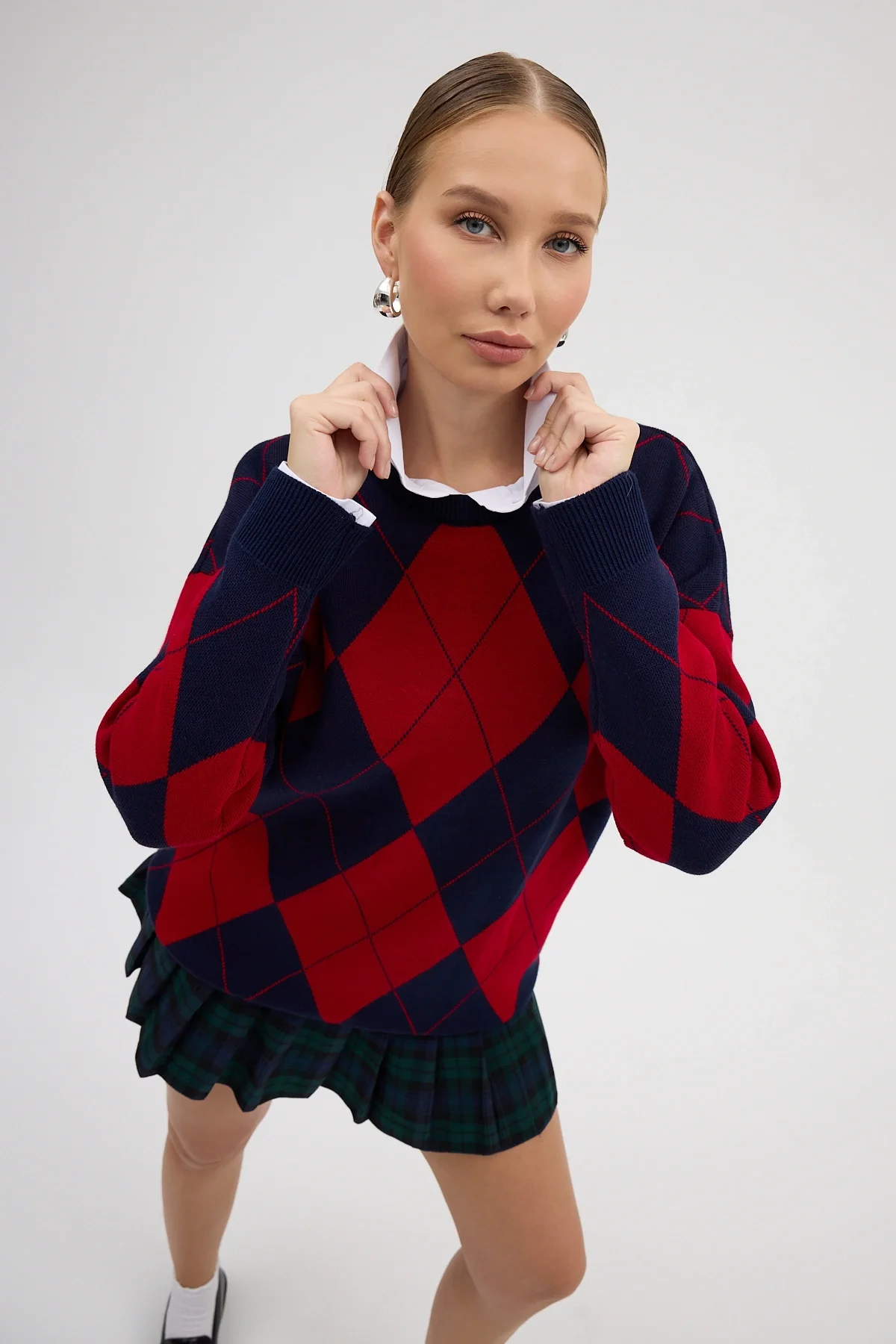 Kırmızı Lacivert Baklava Desenli Yarım Balıkçı Yaka Oversize Triko Kazak