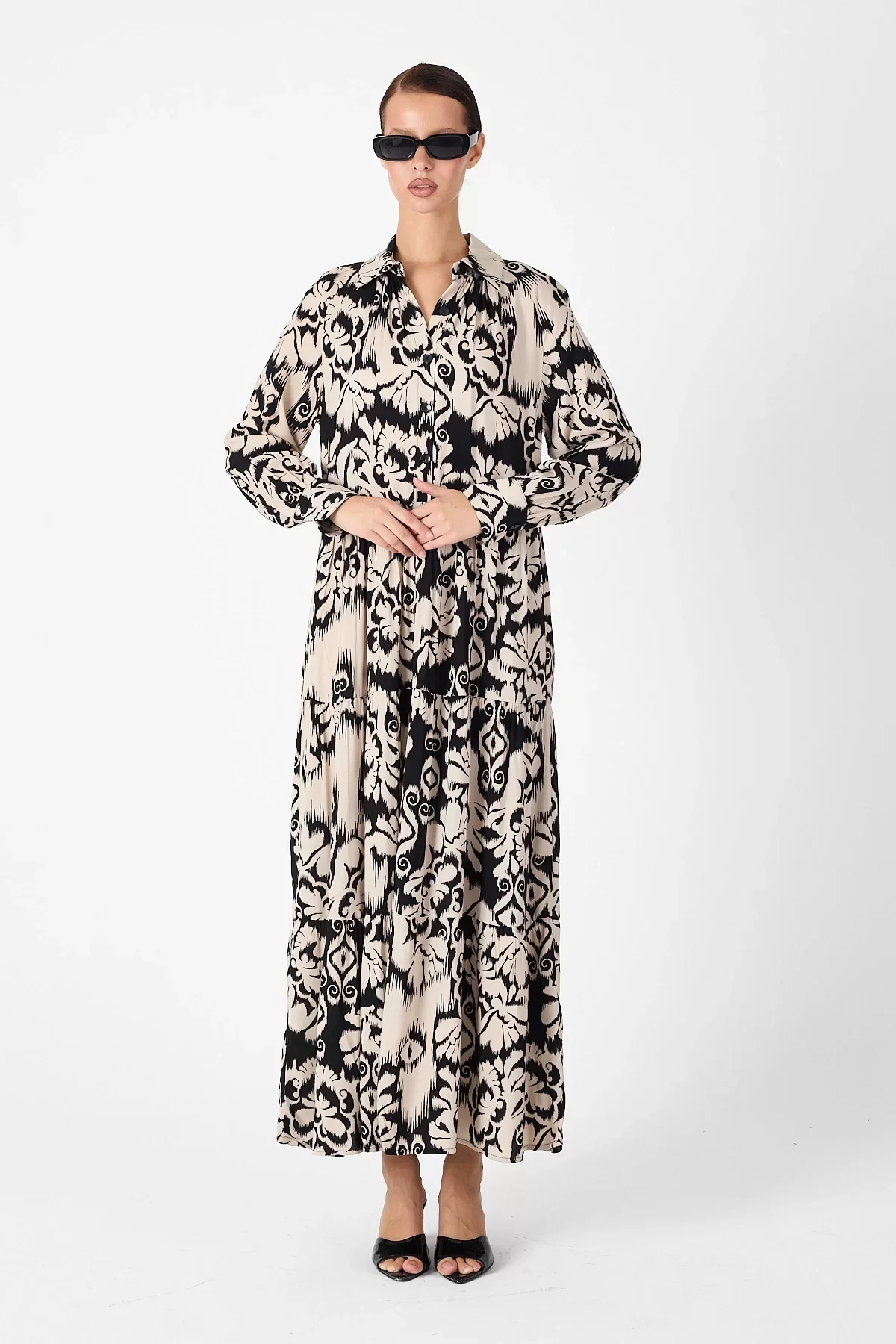 Otantik Desenli Elbise - Siyah