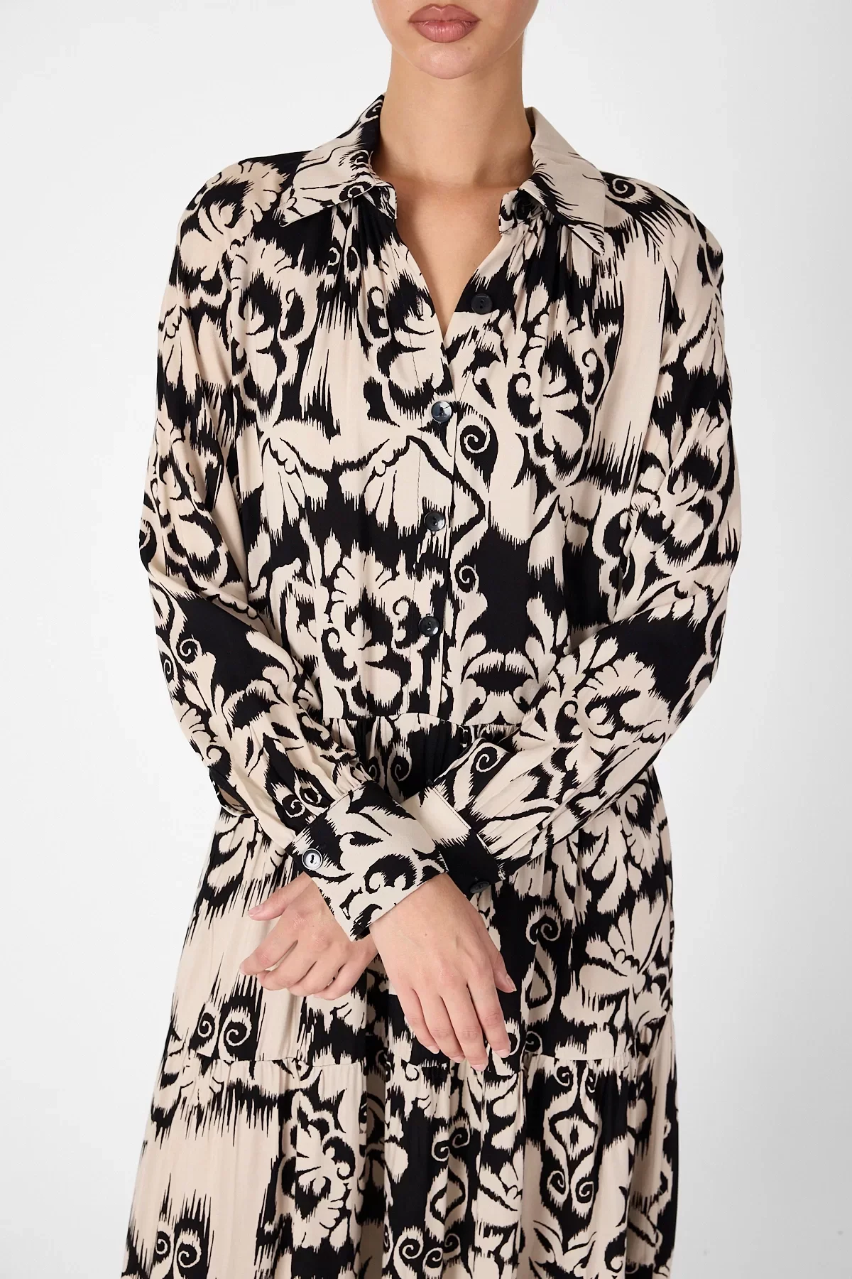 Otantik Desenli Elbise - Siyah