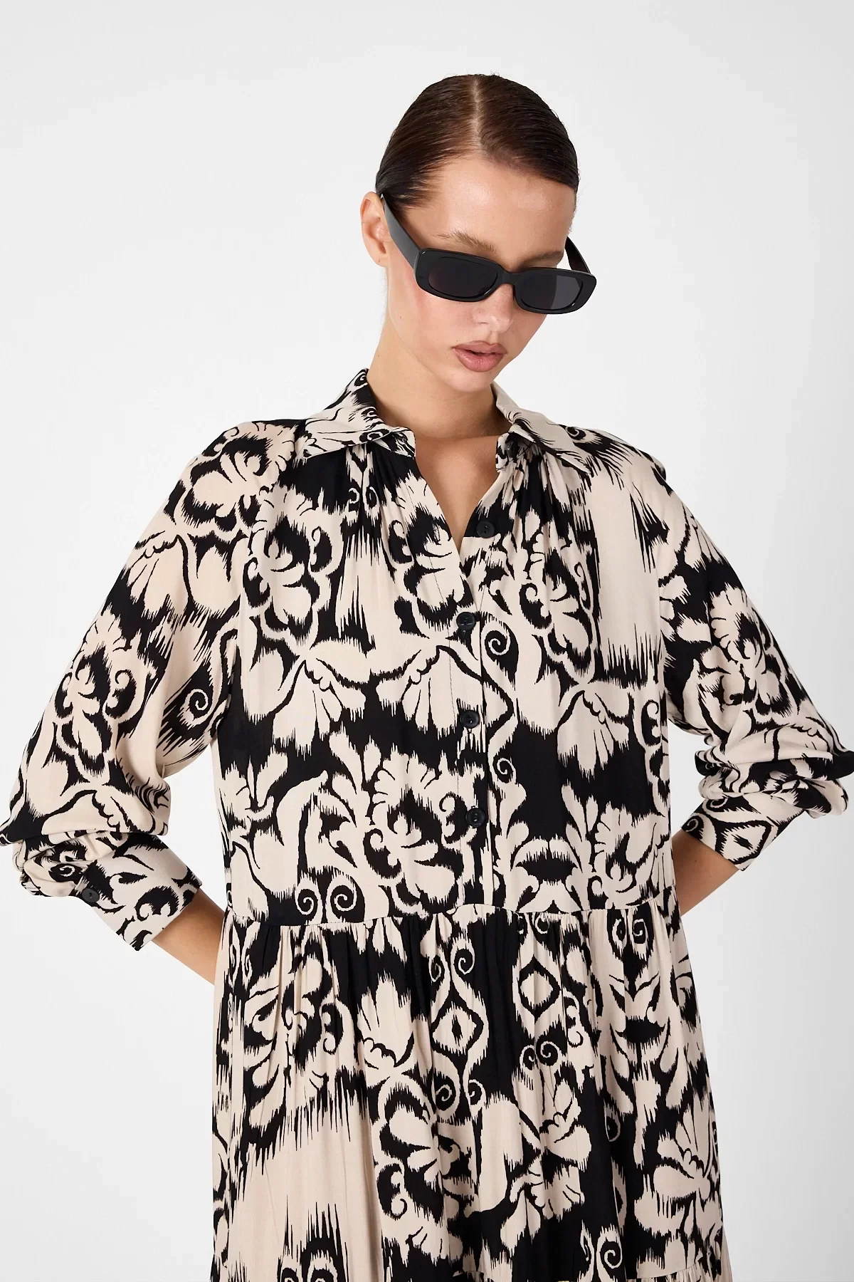 Otantik Desenli Elbise - Siyah