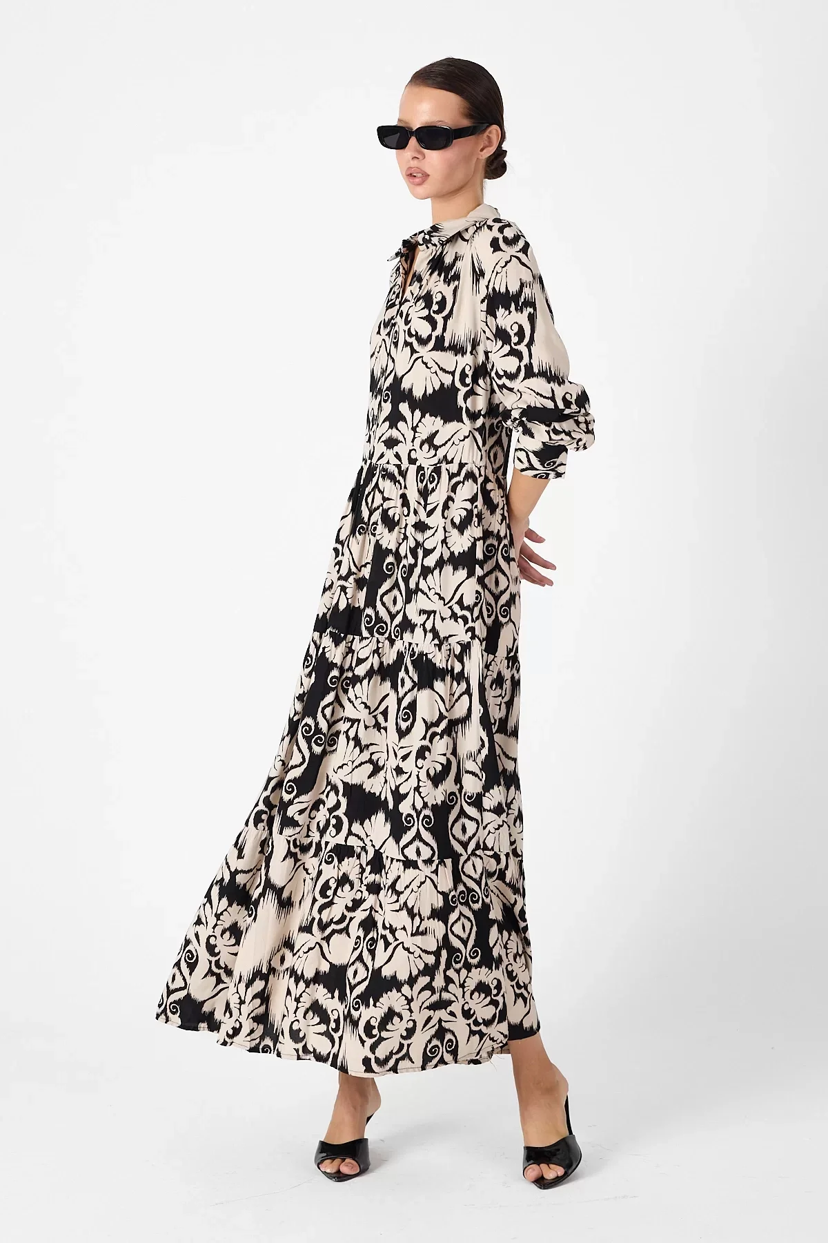 Otantik Desenli Elbise - Siyah