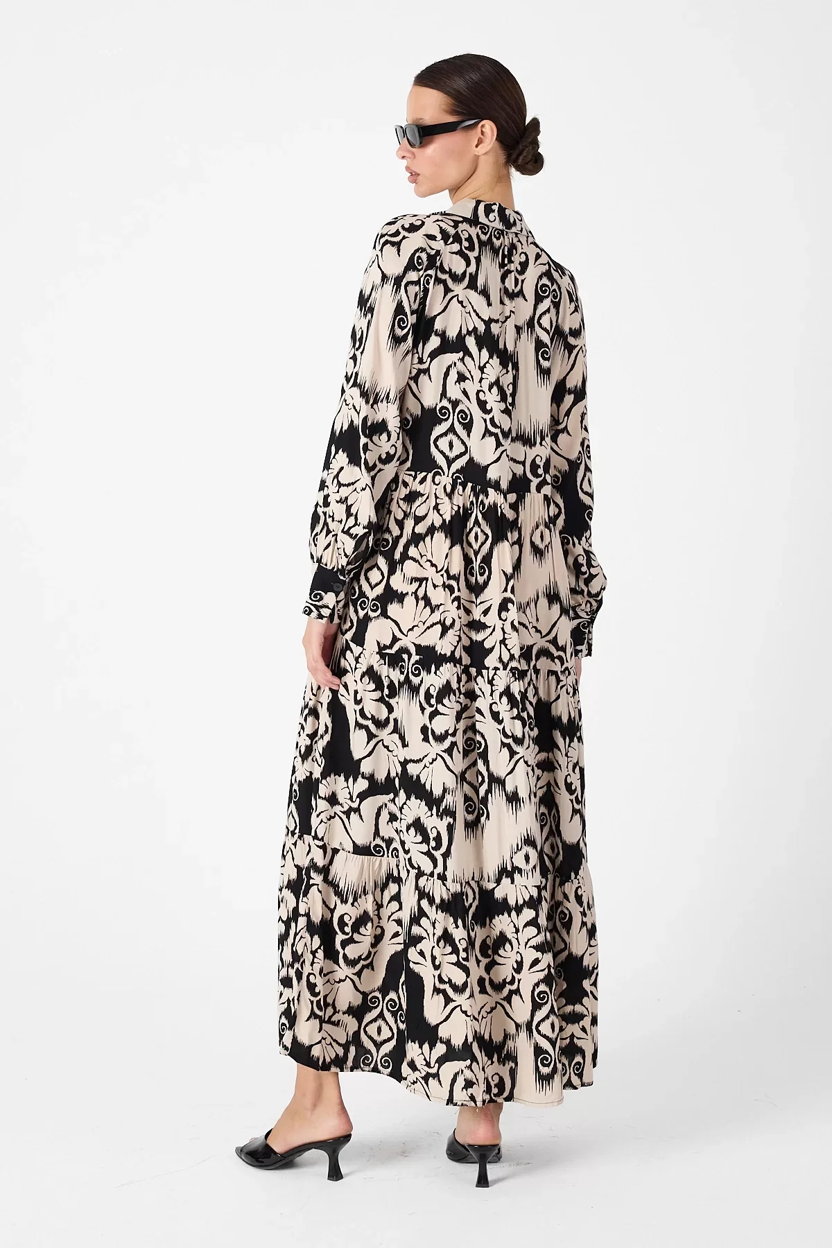 Otantik Desenli Elbise - Siyah