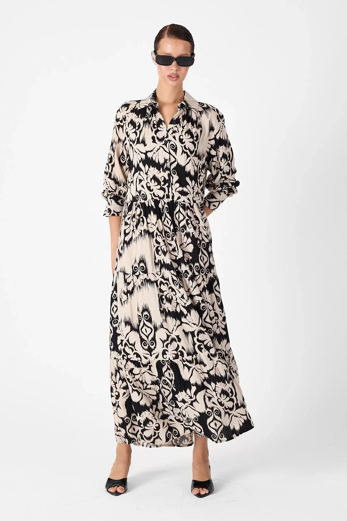 Otantik Desenli Elbise - Siyah