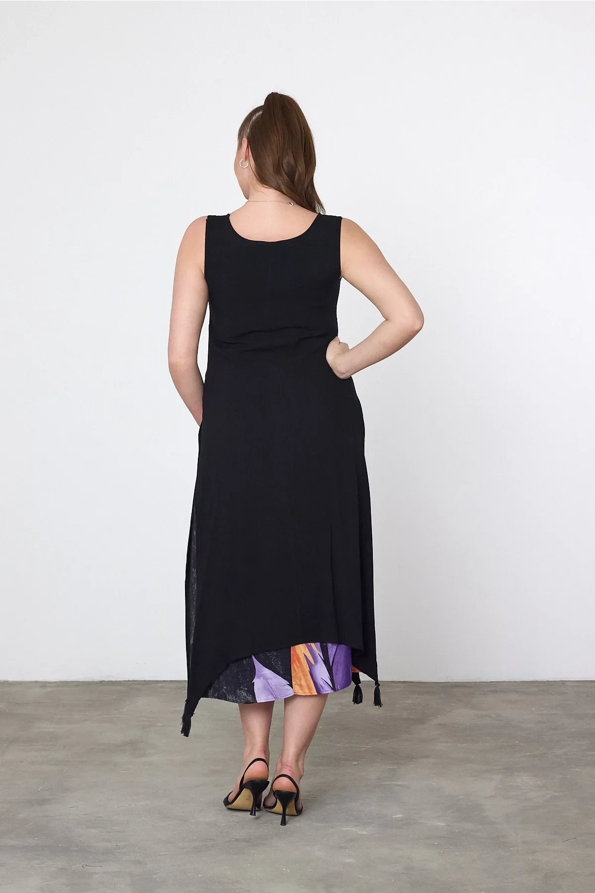 Siyah Mor Kuş Tüyü Baskılı Astarlı Viskon Elbise