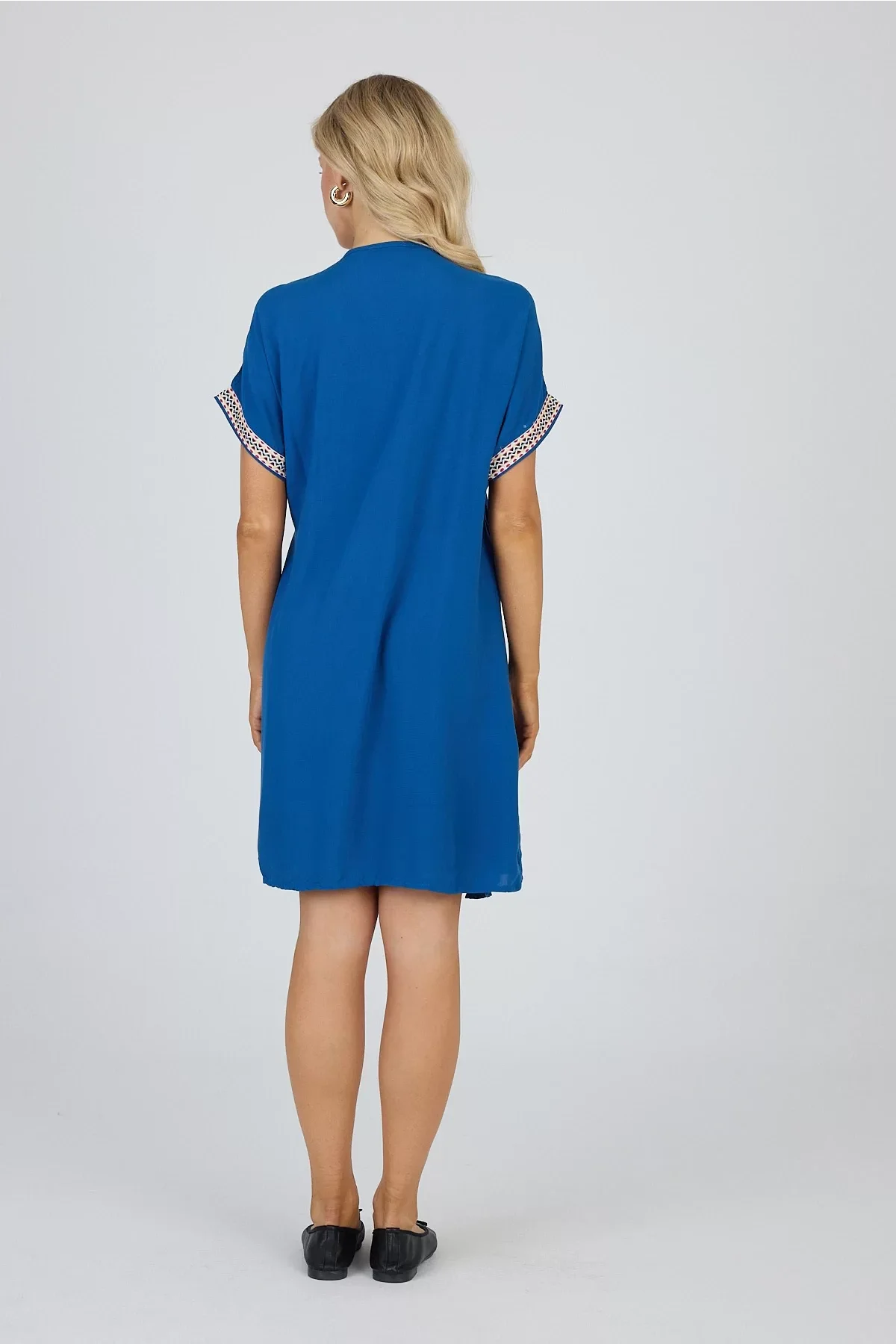 Viskon Elbise – Yazın Vazgeçilmezi Mavi