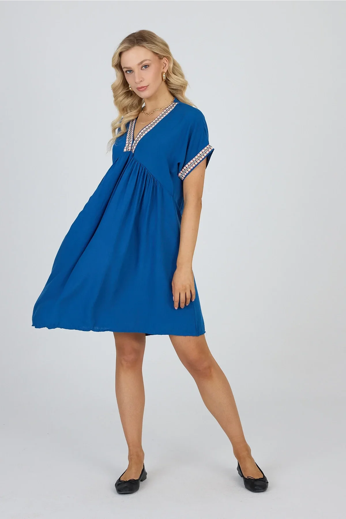 Viskon Elbise – Yazın Vazgeçilmezi Mavi