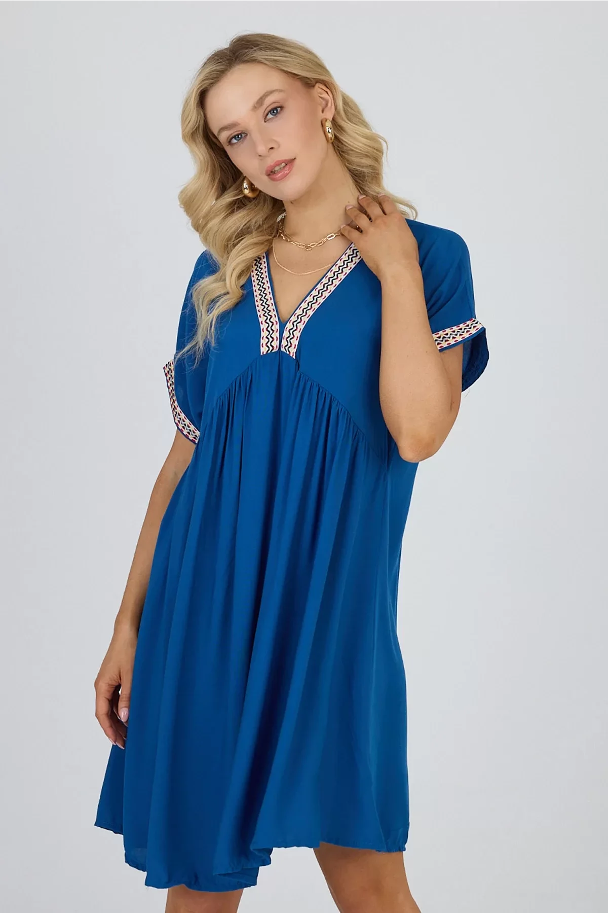 Viskon Elbise – Yazın Vazgeçilmezi Mavi