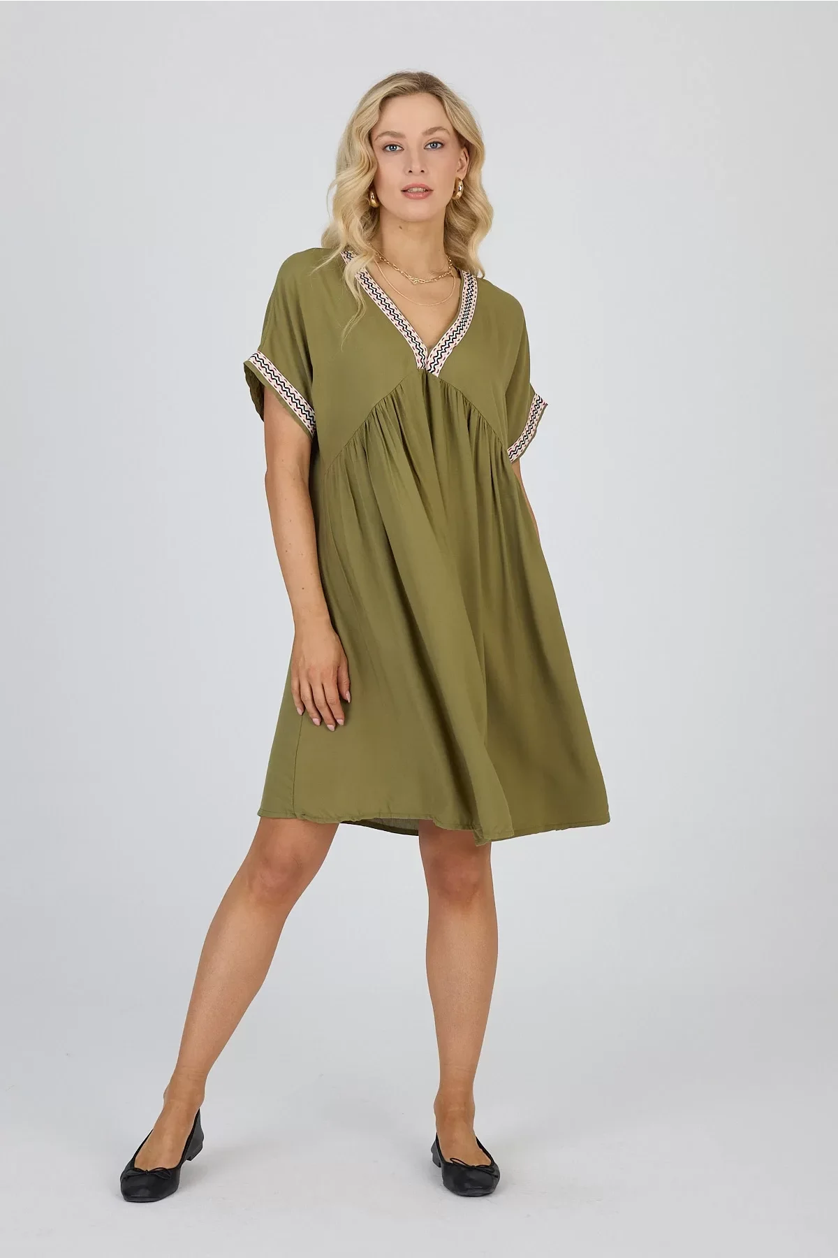 Yeşil Viskon Elbise – Yazın Vazgeçilmezi