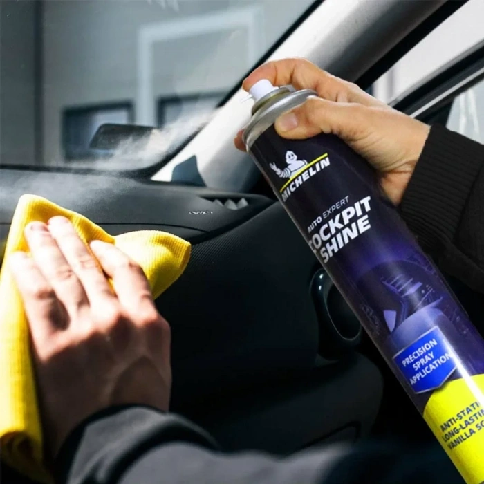 Michelin MC34334 750ml Torpido ve Kokpit Parlatma ve Bakım Spreyi Gizemli Aroma