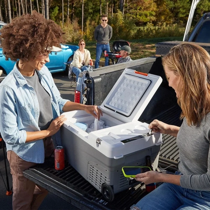 Worx WX876.9 12/24/220Volt 22Litre Kompresörlü Outdoor Oto Buzdolabı (Akü Dahil Değildir)