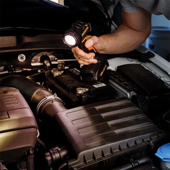 Worx WX025.9 20Volt 160/350 Lümen Profesyonel Çok Fonksiyonlu Led Fener (Akü Dahil Değildir)