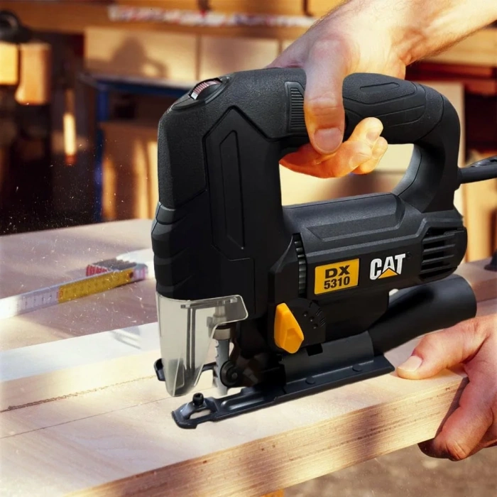 CAT DX5310 550Watt Profesyonel Devir Ayarlı Dekupaj Testere + DA06901 10 Parça Testere Ucu