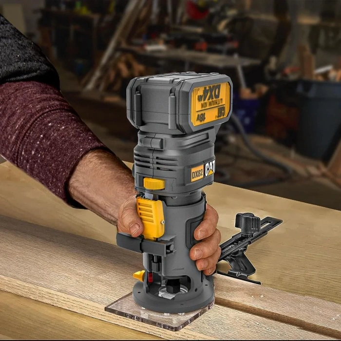 CAT DX82B.3 18Volt Şarjlı Kömürsüz 6mm Devir Ayarlı Profesyonel Avuç İçi El Frezesi Formika Tıraşlama (Akü Dahil Değildir)