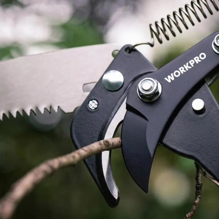 WORKPRO WP333006 270cm 2 IN 1 Teleskobik Saplı Profesyonel Ağaç Budama Testeresi ve 25mm Dal Budama Makası