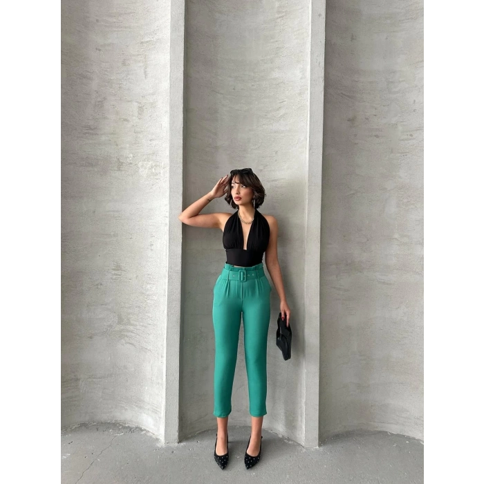 Kemerli havuç pantolon