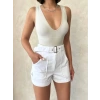 Kemer detaylı gabardin şort beyaz s25289