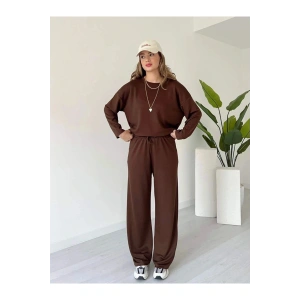 Kollu modal takım kahve