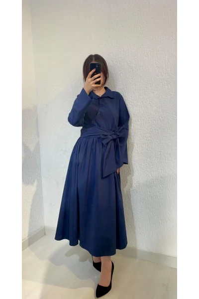 Kurdele Detaylı Lacivert Elbise