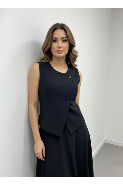 Siyah Yelekli Takım