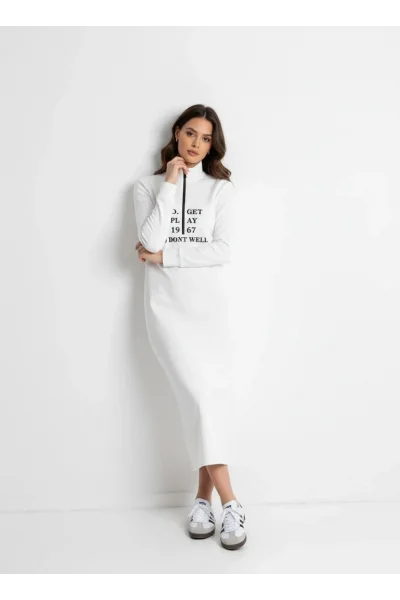 Yumuşak Kumaş Beyaz Spor Elbise