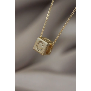 Gold Renk Zirkon Taşlı Küp Model C Harfli Kolye