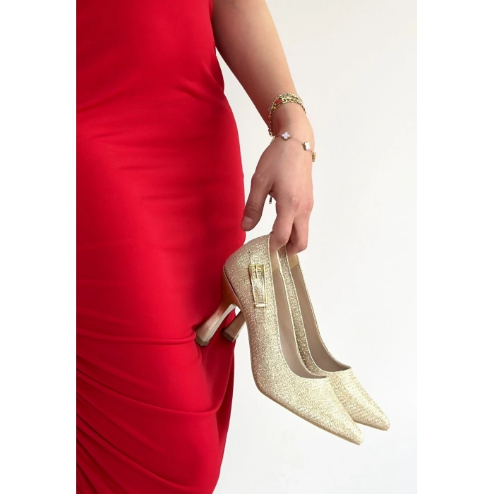 Cerin Gold Saten Simli Topuklu Ayakkabı