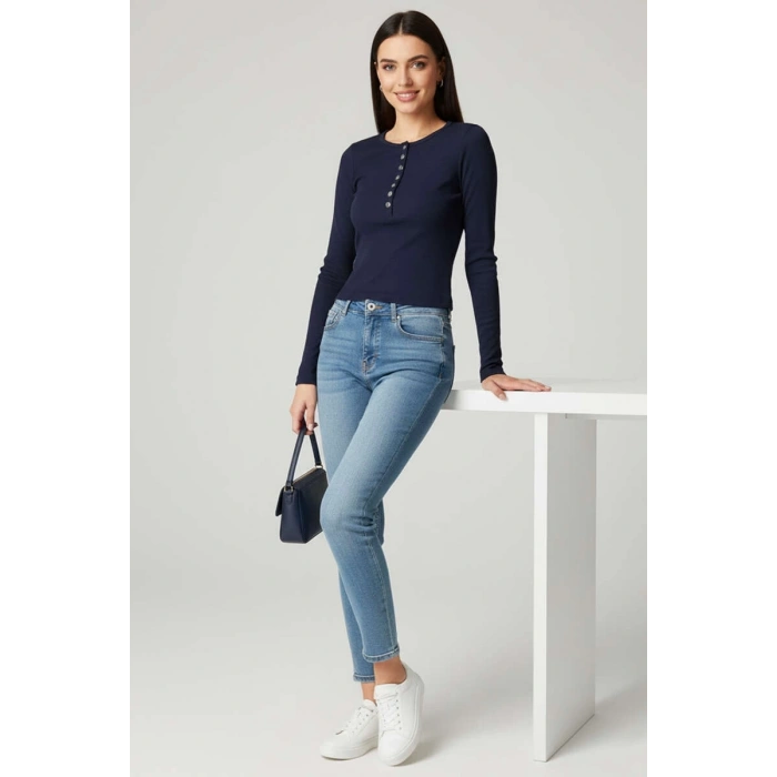 Çıtçıt Detaylı Bluz Lacivert T4343