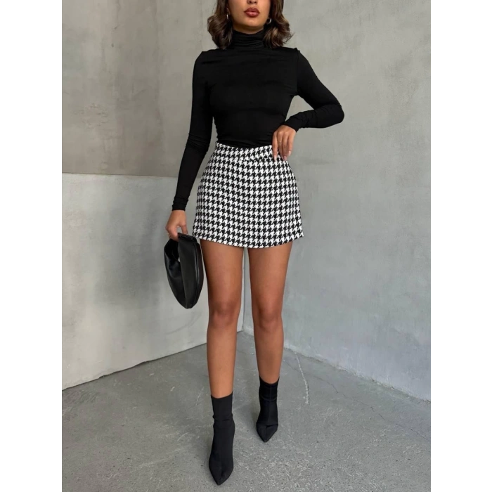 Kapaklı kaşe şort etek siyah beyaz kazayağı h261218
