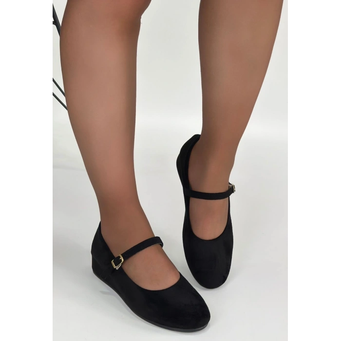 Lossa Siyah Süet Kemerli Babet Ayakkabı