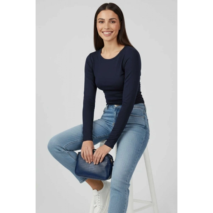 Yanı Büzgülü bluz Lacivert T4322